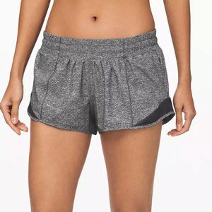 Lululemon Hotty Hot Short 2.5" - Size 4